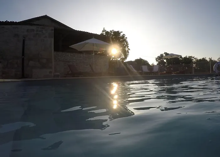 فندق مبيت وإفطار De La Boissiere 3*