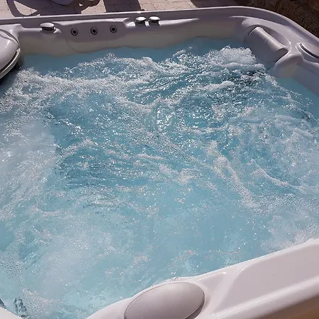 Bed & Breakfast De La Boissiere Andillac