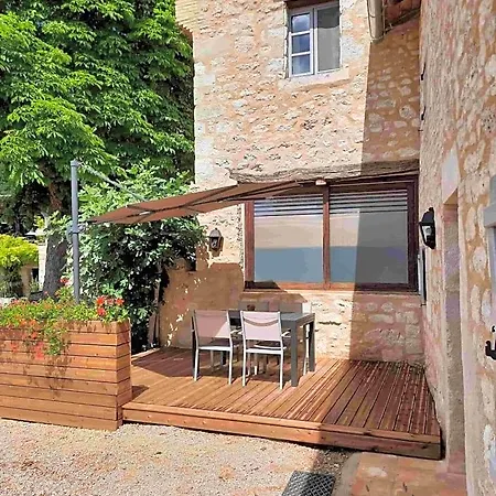 فندق مبيت وإفطار De La Boissiere 3*